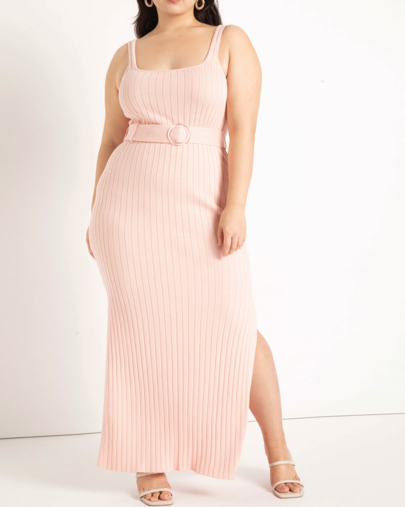Front of a model wearing a size 14/16 Knitted Rib Maxi Dress With Belt in Evening Sand by ELOQUII. | dia_product_style_image_id:206612